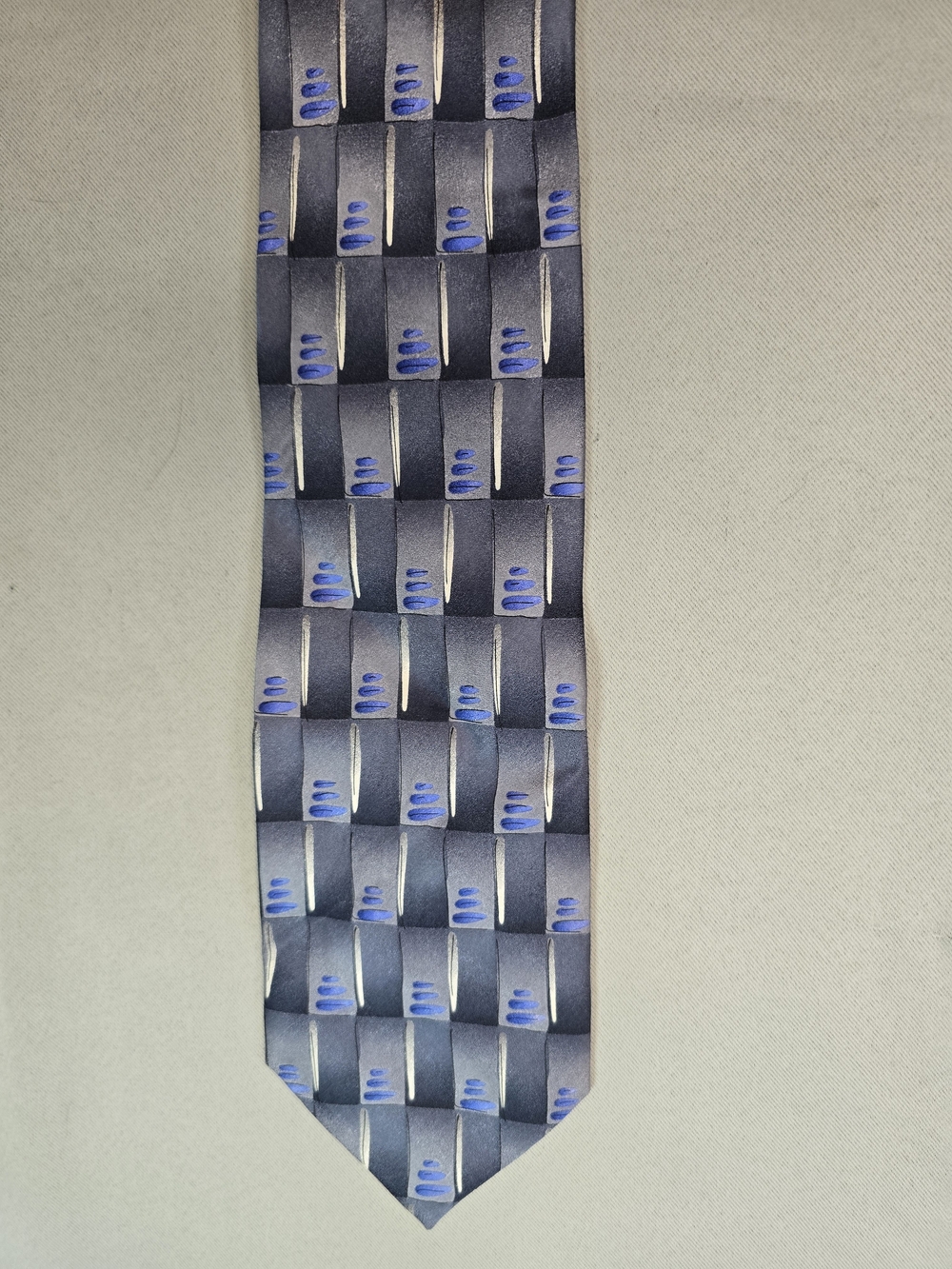 J. Garcia Scaly Monster & Blue Man 1996 Navy Blue Royal Blue Geometric Silk Tie